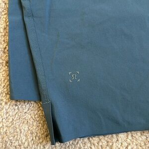 Men’s Lululemon shorts